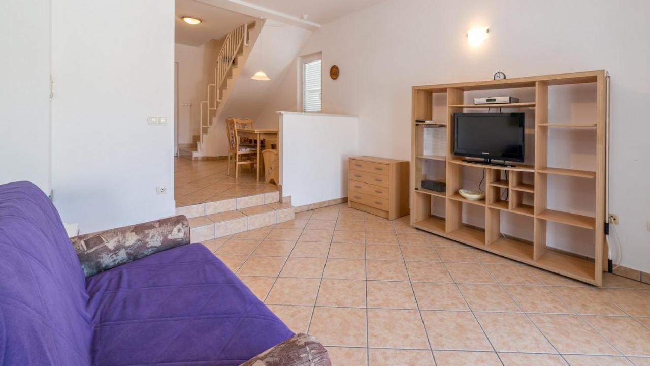 Damir & Gordana Apartment Baska  Exterior photo